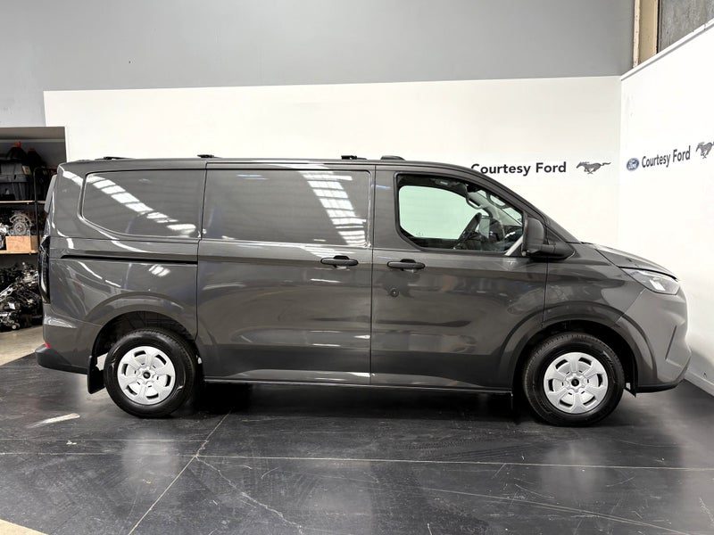 2026 Ford Transit Custom 320 SWB, photo 3
