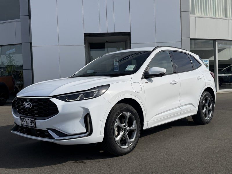 2025 Ford Escape ST-Line X PHEV