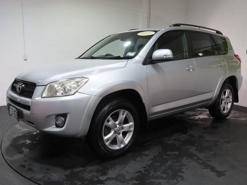 2010 Toyota RAV4 LTD 2.4L 4WD, photo 3