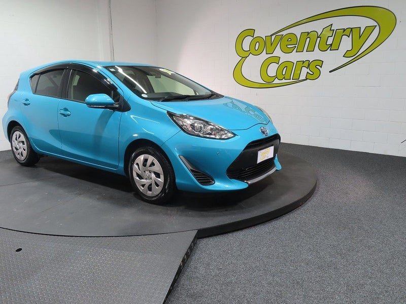 2020 Toyota Aqua Hybrid S, main photo