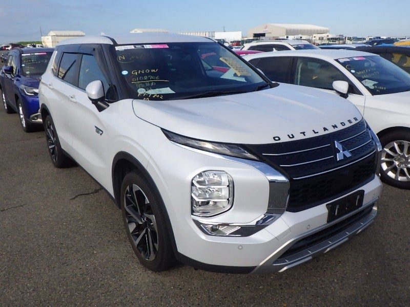 2022 Mitsubishi Outlander PHEV G 7 seats