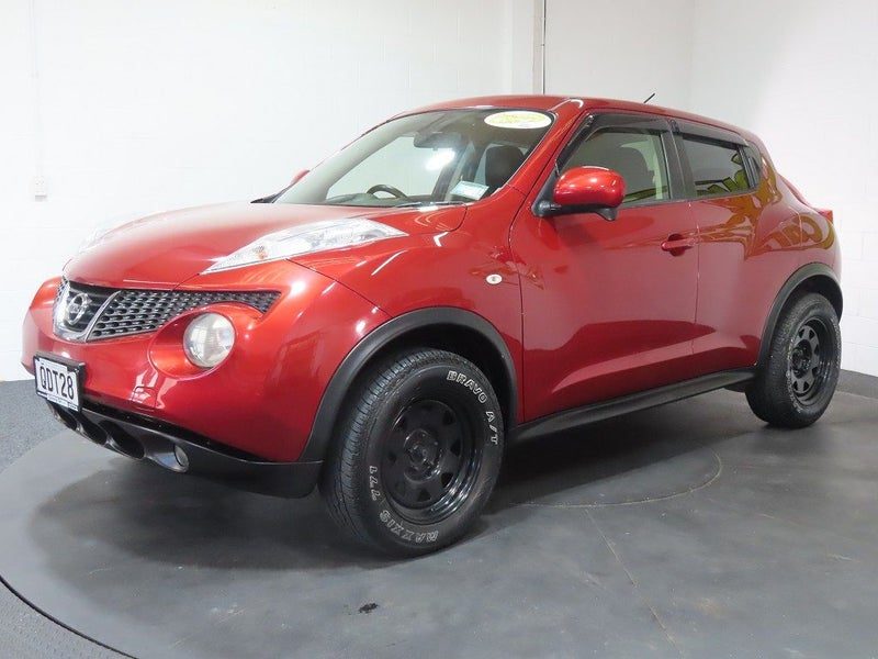 2014 Nissan Juke 15X, photo 3