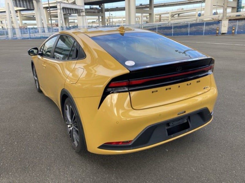 2023 Toyota Prius Hybrid G 4WD, photo 2