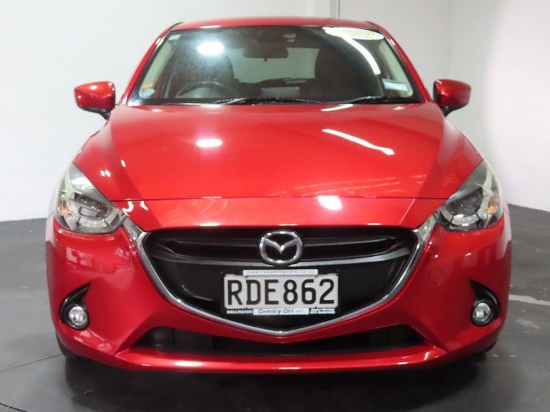 2014 Mazda Demio 13S, photo 2