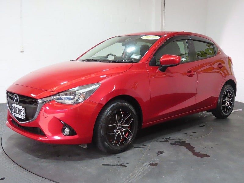 2014 Mazda Demio 13S, photo 3