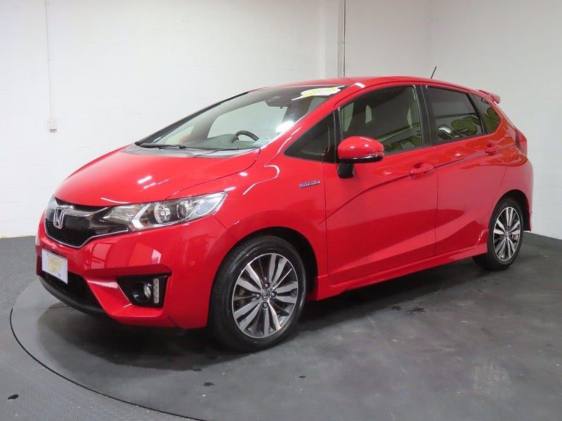 2016 Honda Fit Hybrid S Package, photo 3