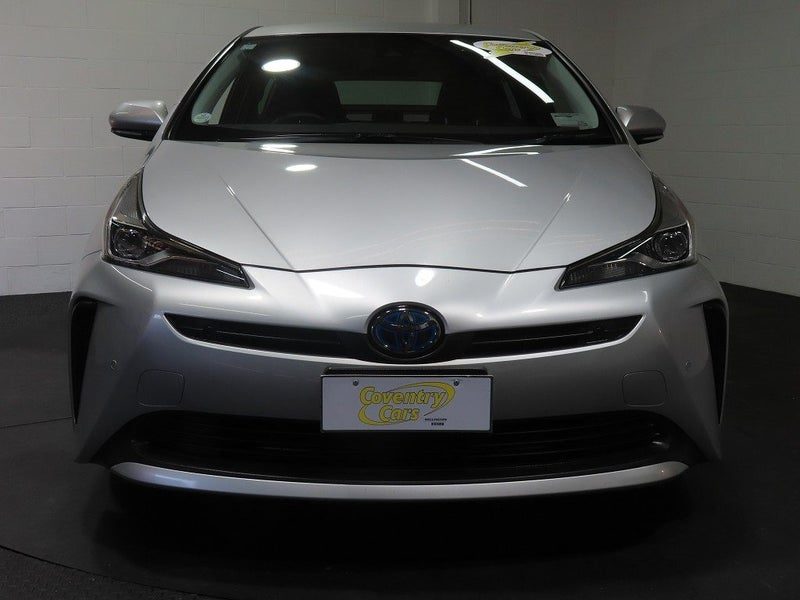 2021 Toyota Prius Hybrid, photo 2