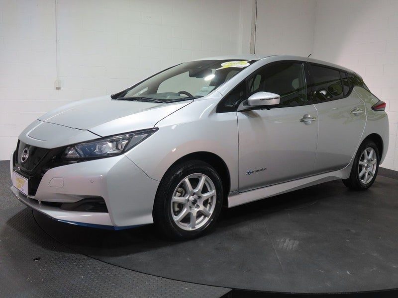 2021 Nissan Leaf E+X 62kWh EV, photo 3