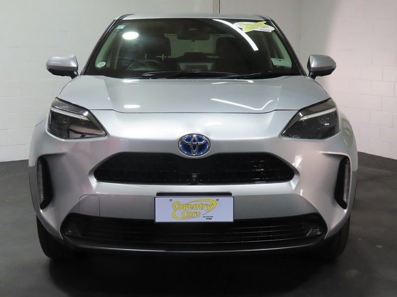 2021 Toyota Yaris Cross Hybrid Z, photo 2