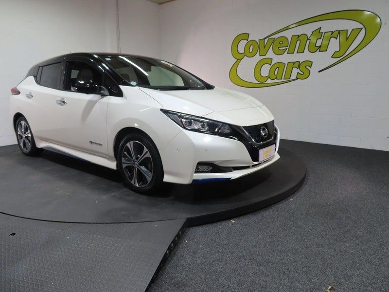 2018 Nissan Leaf 40G 40kWh EV, main photo