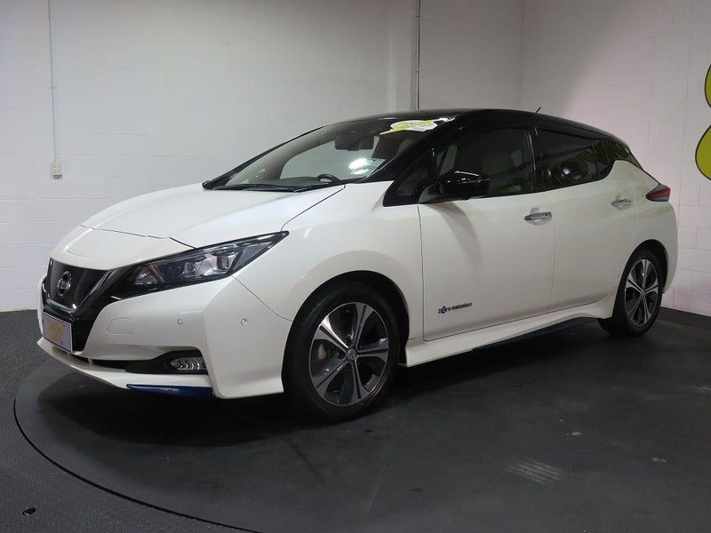 2018 Nissan Leaf 40G 40kWh EV, photo 3