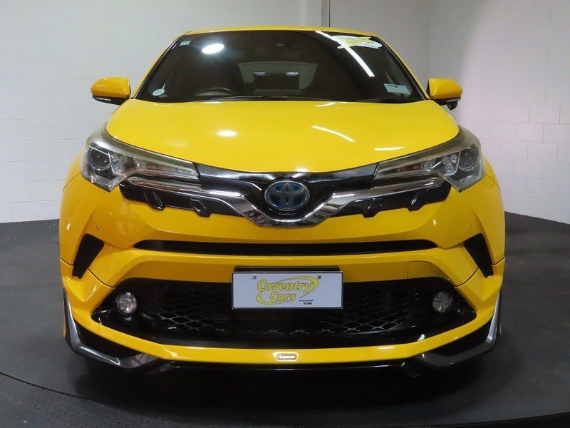 2017 Toyota C-HR Hybrid G, photo 2