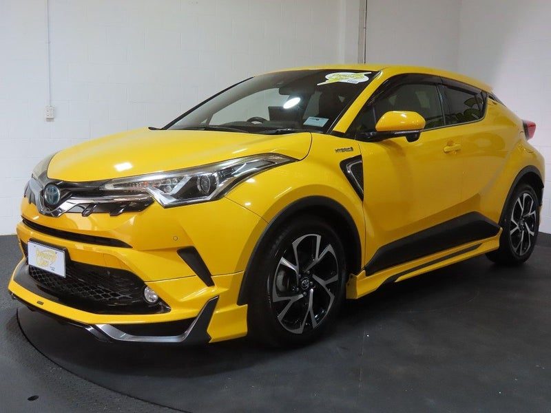 2017 Toyota C-HR Hybrid G, photo 3