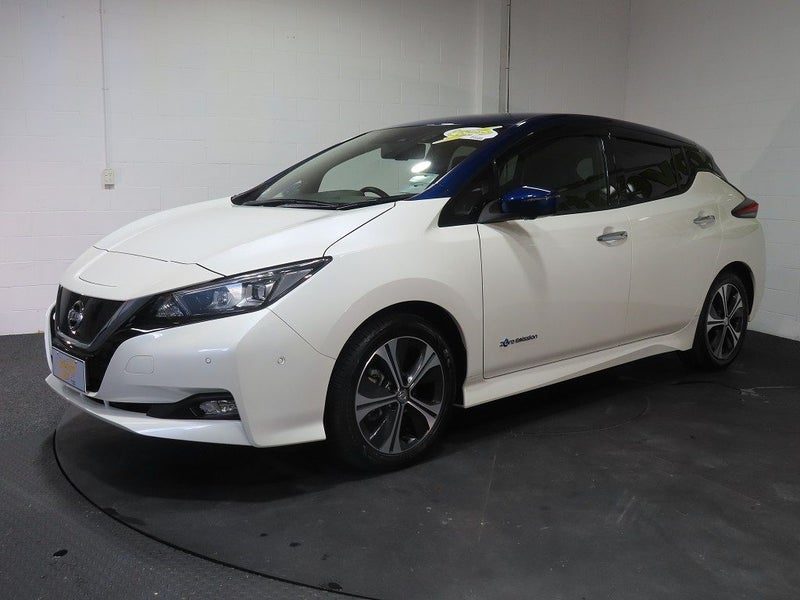 2018 Nissan Leaf 40G 40kWh EV, photo 3