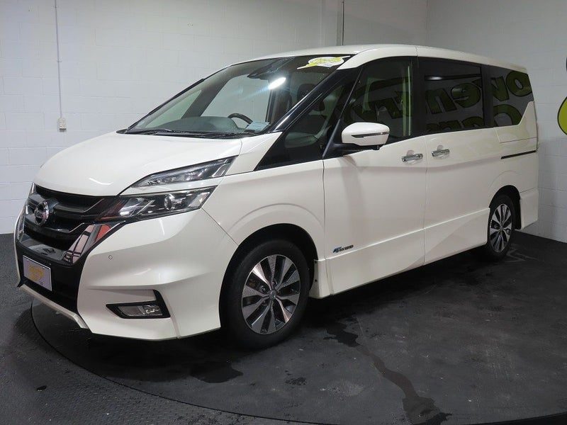 2017 Nissan Serena Highway Star Hybrid, photo 3