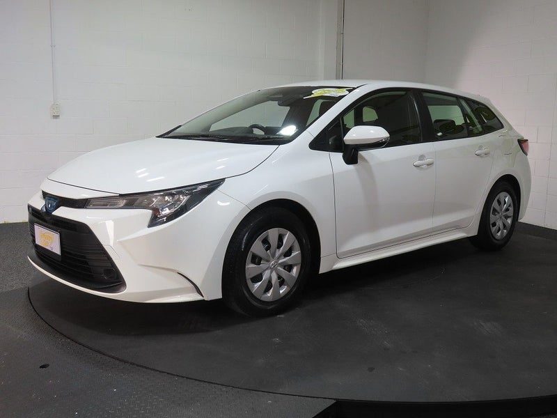 2023 Toyota Corolla Hybrid Touring, photo 3