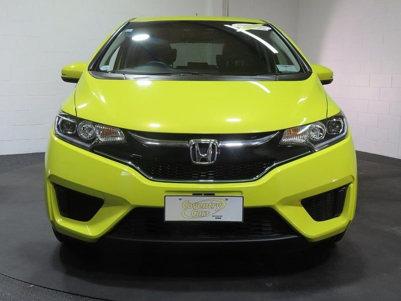 2017 Honda Fit Hybrid, photo 2