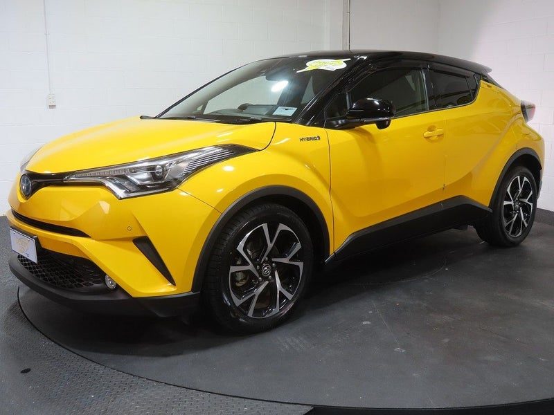 2017 Toyota C-HR Hybrid G, photo 3