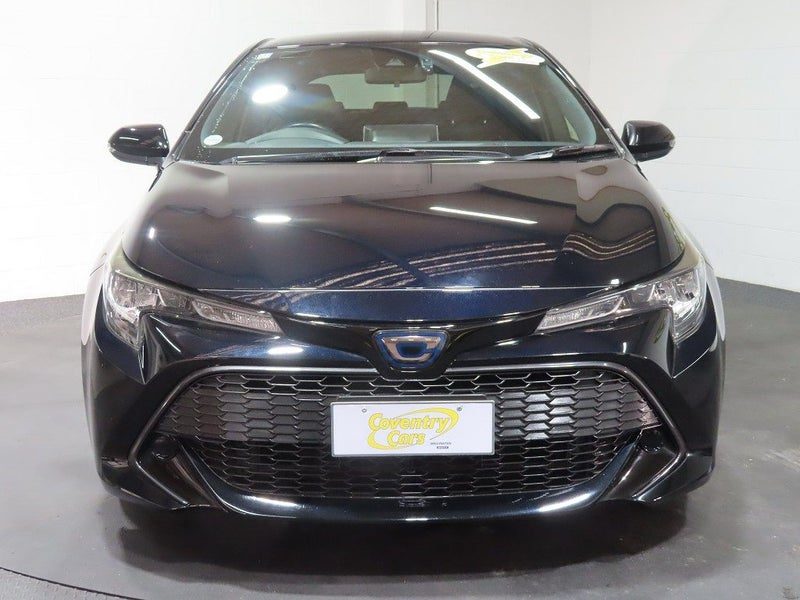 2018 Toyota Corolla Hybrid Sport G, photo 2