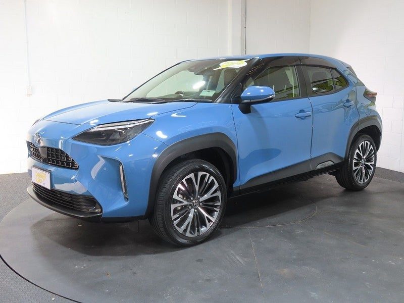 2021 Toyota Yaris Cross Hybrid Z, photo 3