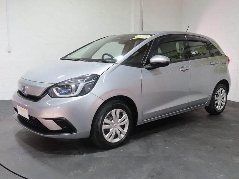 2021 Honda Fit e:HEV Hybrid, photo 3