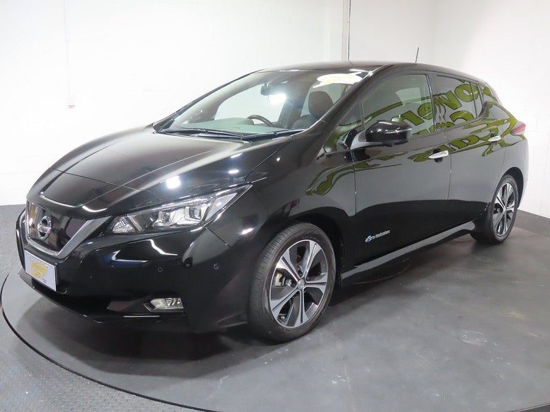 2018 Nissan Leaf 40G 40kWh EV, photo 3