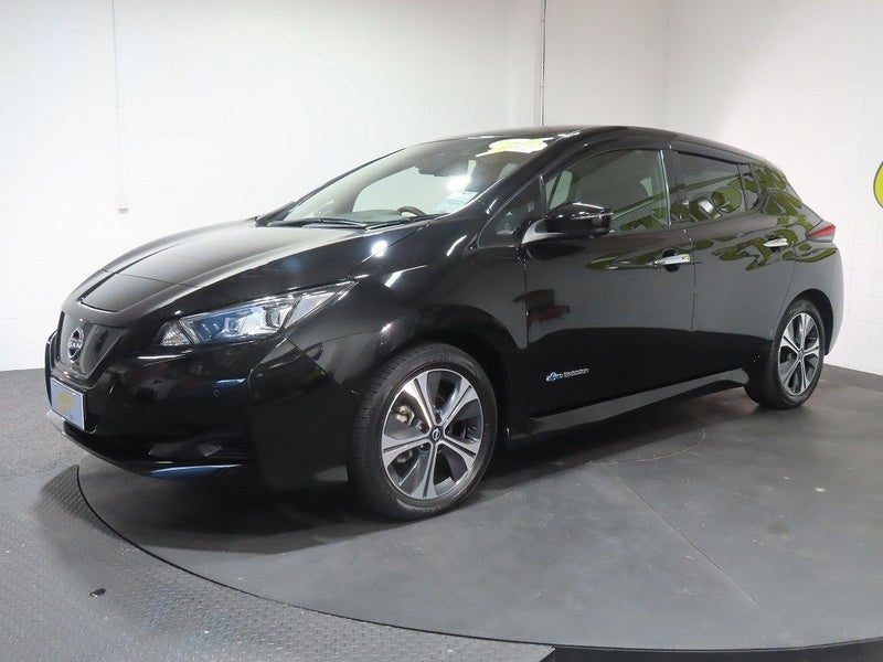 2022 Nissan Leaf 40X V 40kWh EV, photo 3