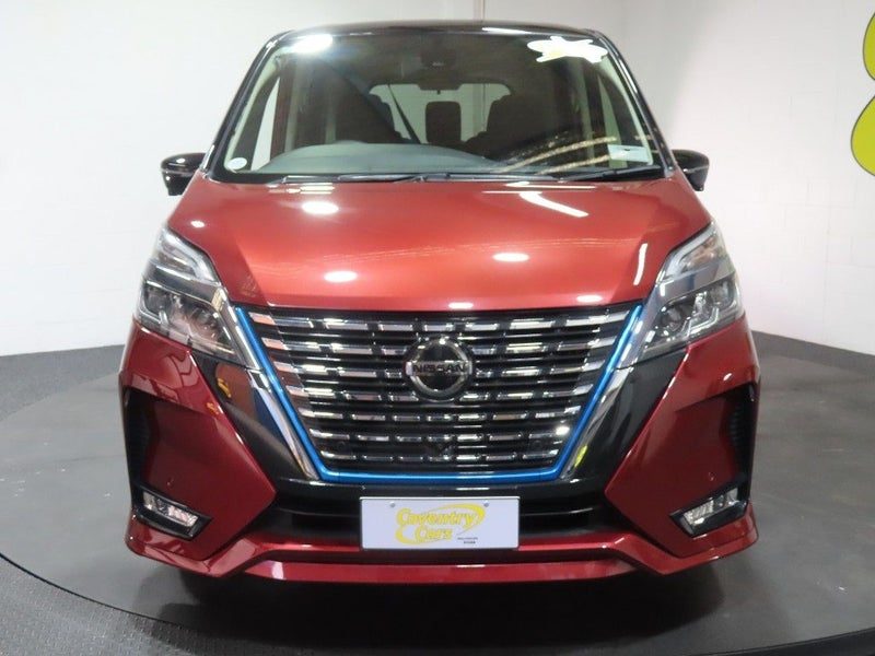 2021 Nissan Serena e-Power Highway Star, photo 2