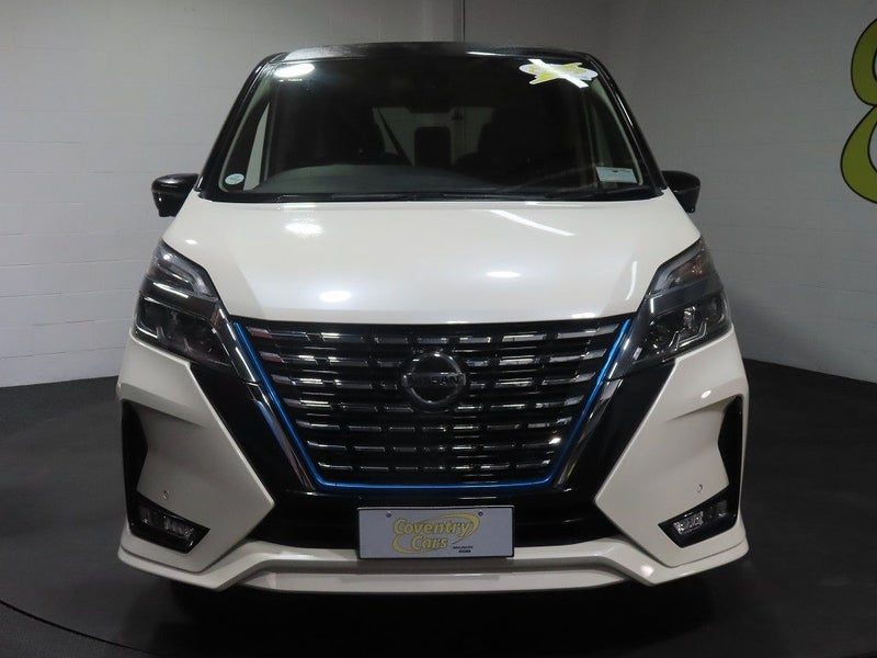 2021 Nissan Serena e-Power Highway Star, photo 2