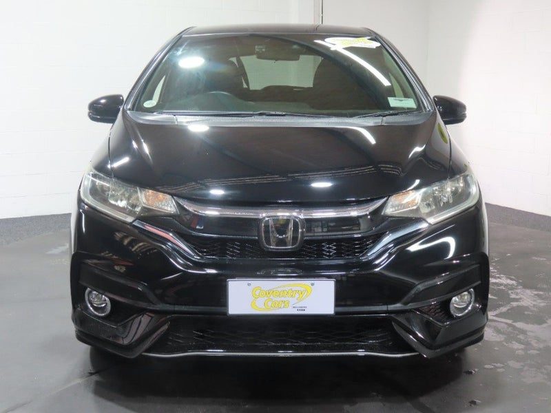 2018 Honda Fit Hybrid S, photo 2