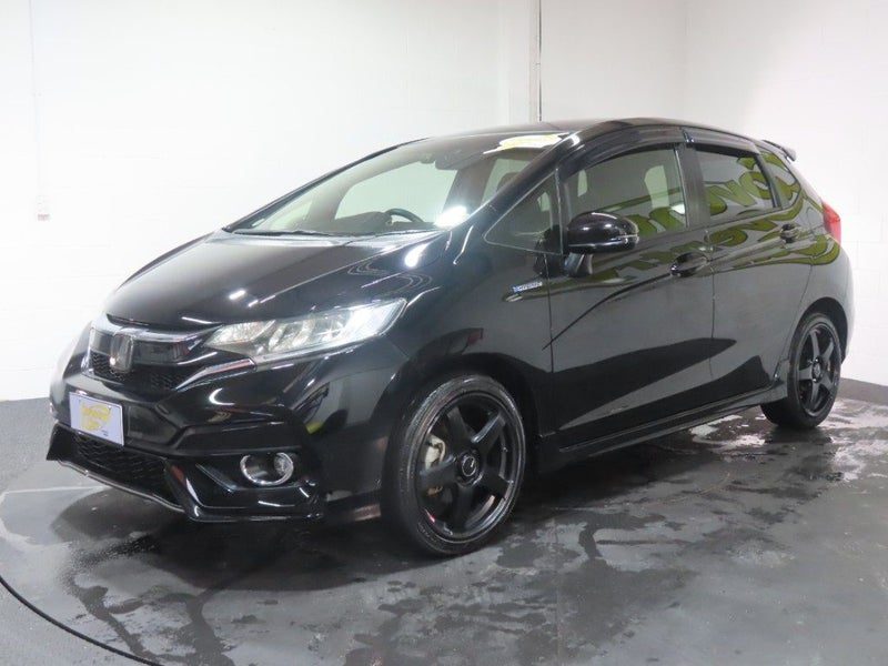 2018 Honda Fit Hybrid S, photo 3