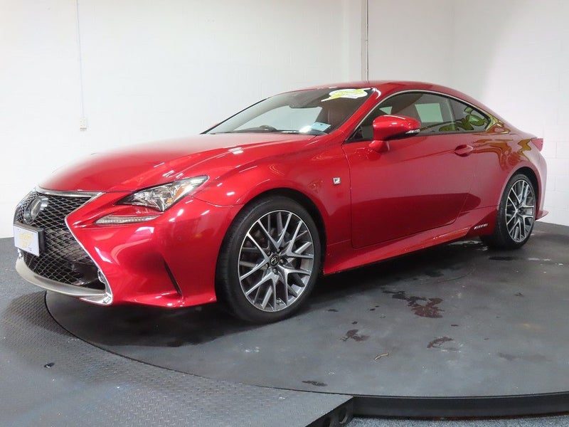 2015 Lexus RC300h Hybrid F Sport, photo 3