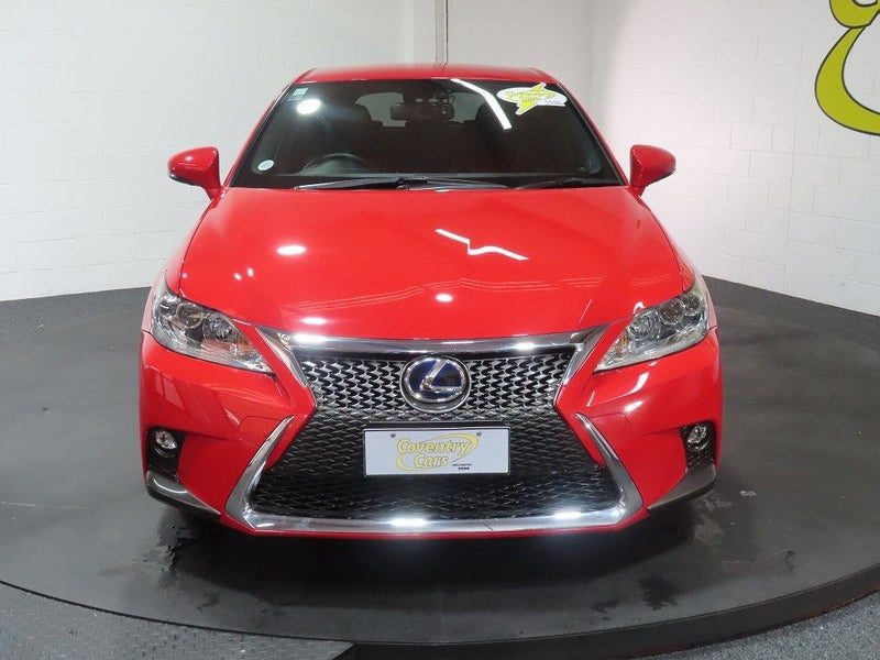 2016 Lexus CT 200h Hybrid F Sport, photo 2