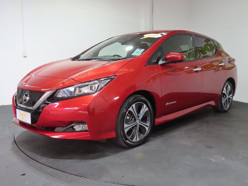 2018 Nissan Leaf 40G 40kWh EV, photo 3