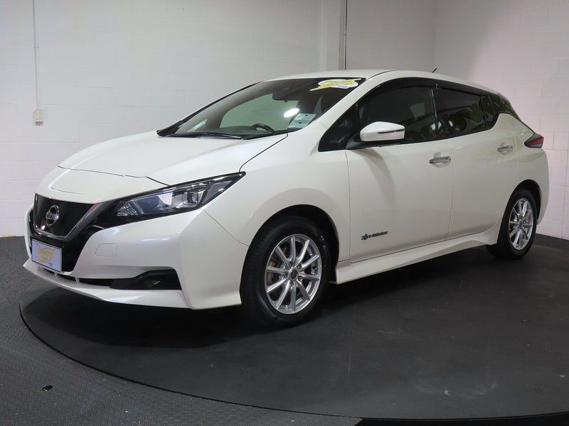 2018 Nissan Leaf 40X 40kWh EV, photo 3