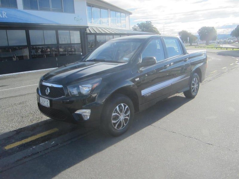 2016 SsangYong Actyon 2.3 Petrol 5 Speed Maual, photo 2