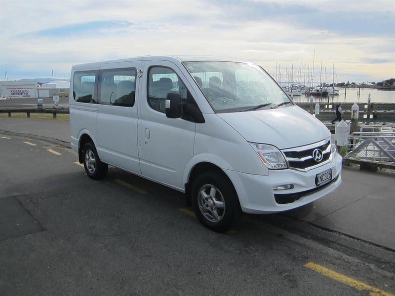 2017 LDV V80 11 seater Minibus 2.5 Diesel Auto