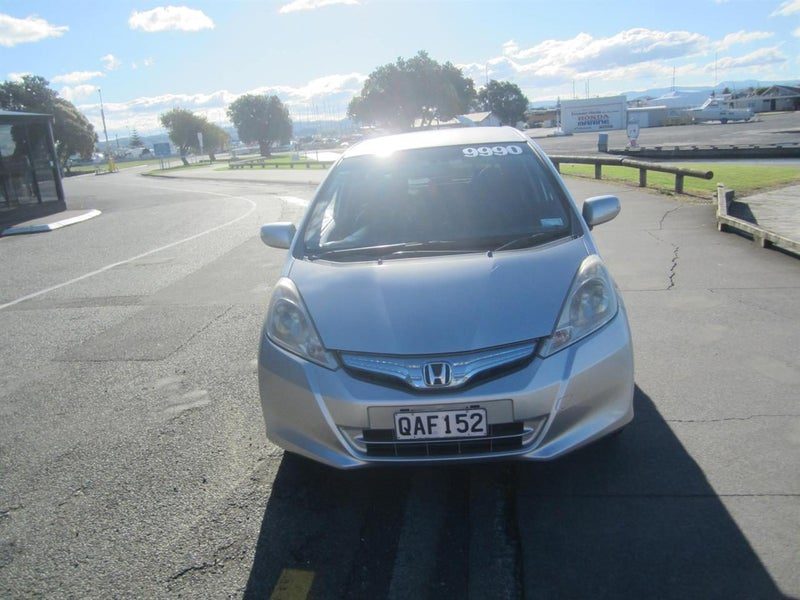 2012 Honda Fit Hybrid, photo 2