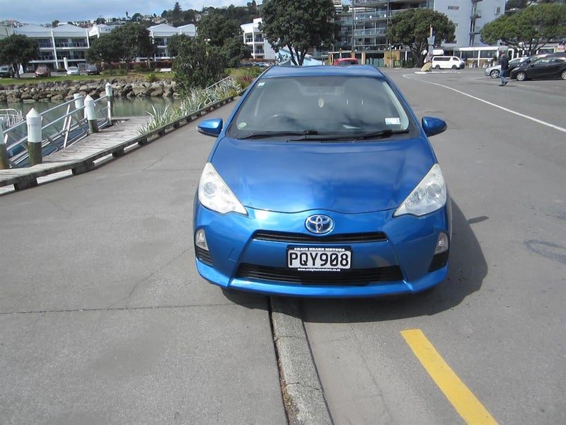 2014 Toyota Aqua 1.5 Auto Hybrid, photo 2