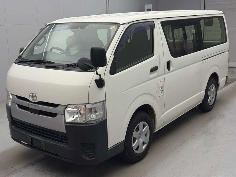 2018 Toyota Hiace DX 5 Door 6 Seater