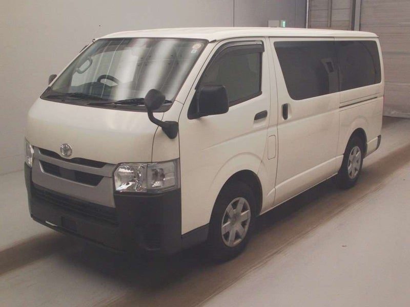 2022 Toyota Hiace DX 5 Door
