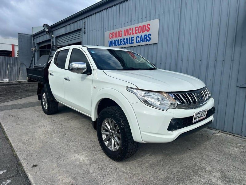 2017 Mitsubishi Triton GLXR