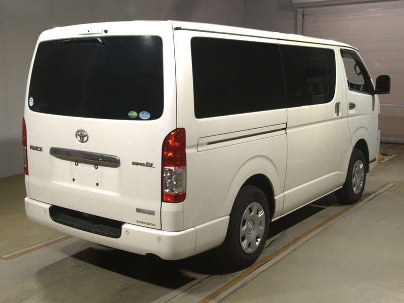 2021 Toyota Hiace Super GL 4WD 5 Seater, photo 2