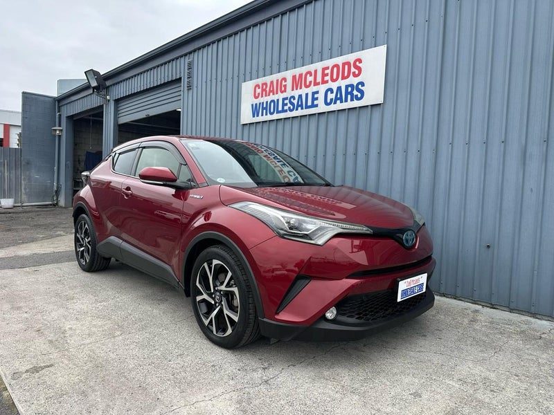 2017 Toyota C-HR G, main photo