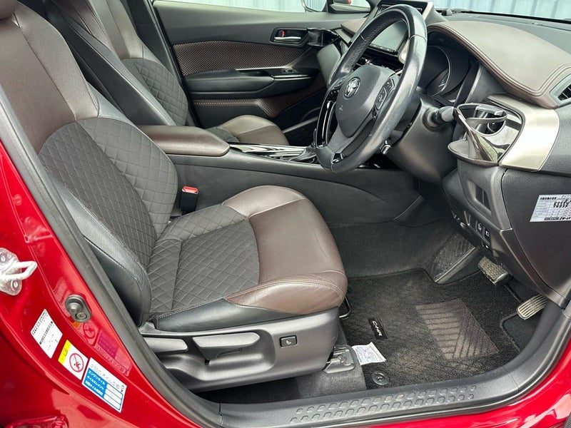 2017 Toyota C-HR G, photo 2