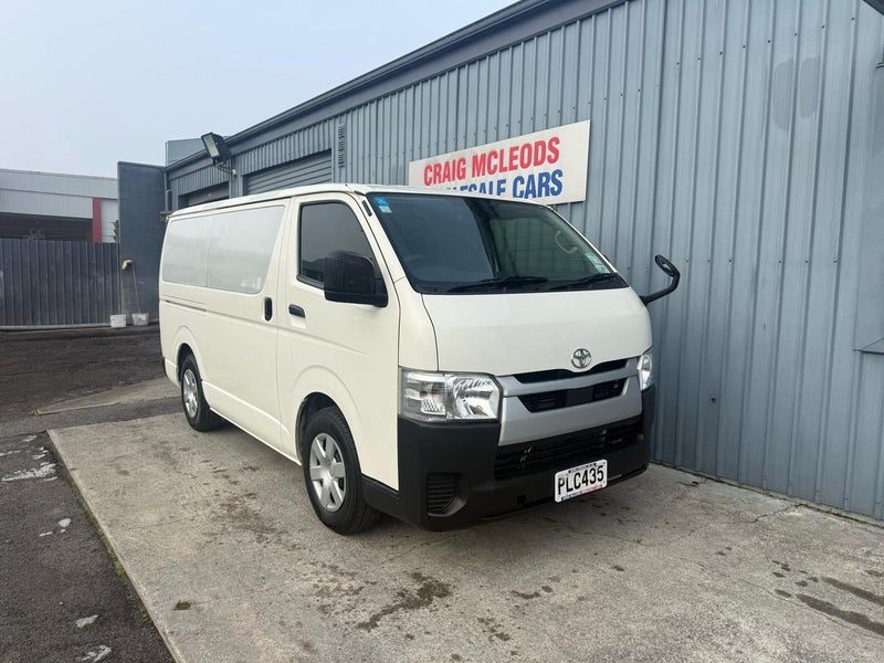 2022 Toyota Hiace DX 5 Door
