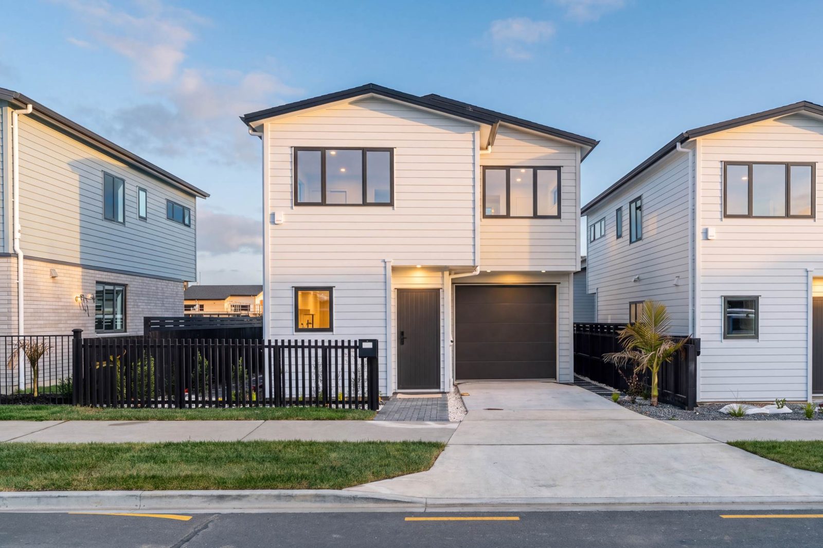 10 Lomandra Street, Westgate