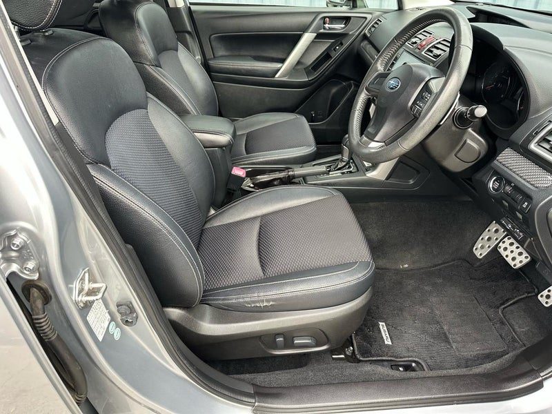 2015 Subaru Forester S Limited, photo 2