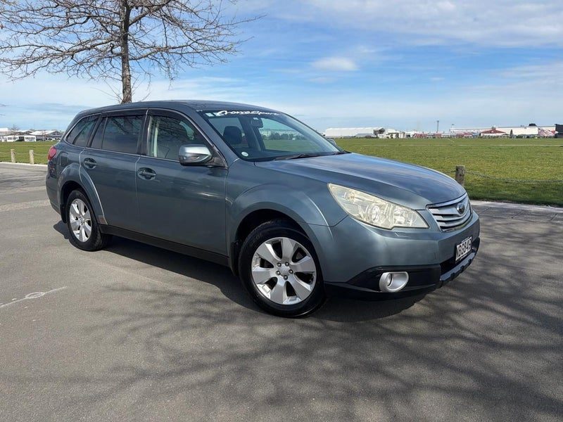 2009 Subaru Outback Towbar, Bluetooth