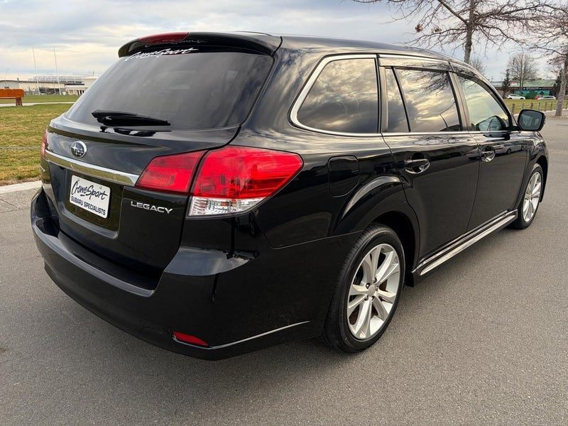 2013 Subaru Legacy Side Airbags, EyeSight, photo 3